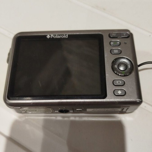 Polaroid i835 camera used