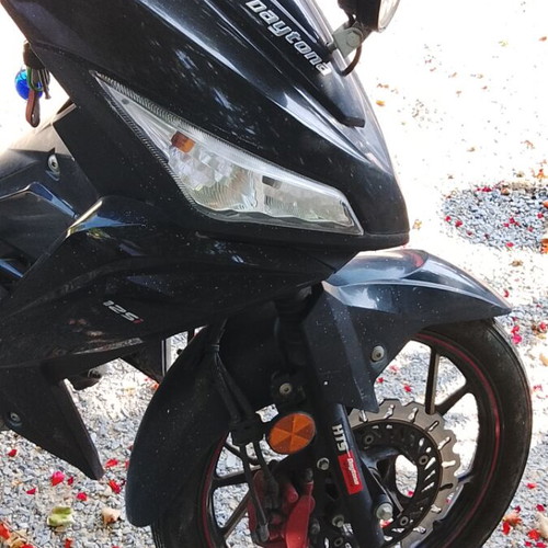 Daytona Velos 125R 2022 model like new with 26500 km and led light