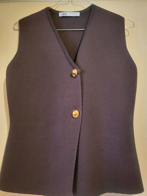 ZARA Elastic Vest with Gold Buttons like new Brown Size M