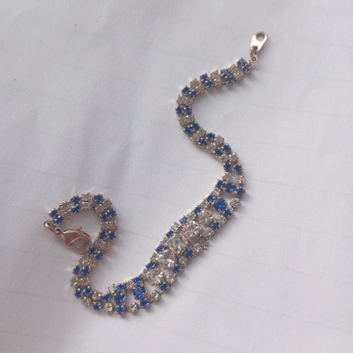 Murano bracelet like new with blue and white crystals from Venice