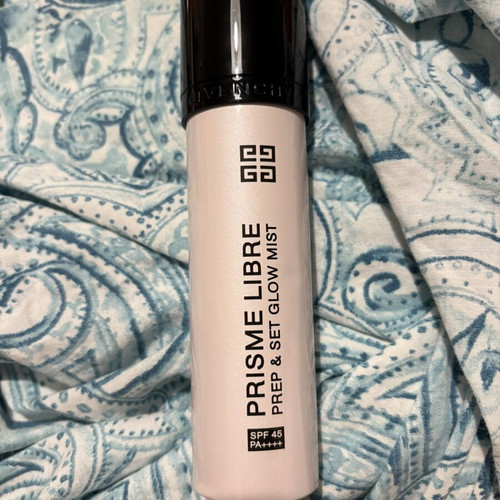 Givenchy Prisme Libre Prep and Set Glow Mist used SPF 45