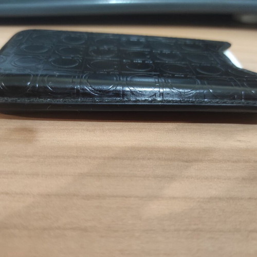 Vintage Salvatore Ferragamo phone case like new, black leather