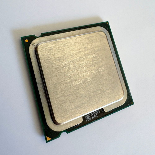 Intel CPU Core 2 Quad 2.40 GHz used quad-core processor for Socket 775