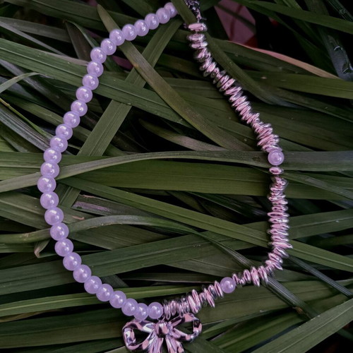 Handmade pearl necklace new, white and silver