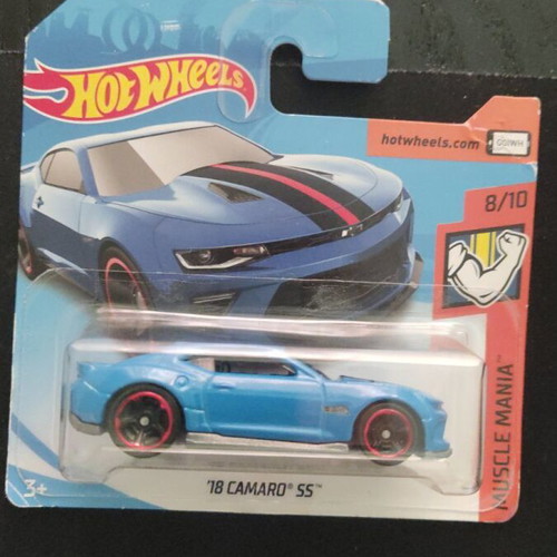 Hot Wheels 18 Camaro SS new