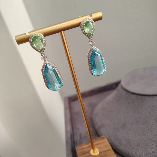 Platinum plated earrings with zircon stones like new
