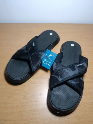 Ocean Addict unisex cross strap slippers, black, size 42