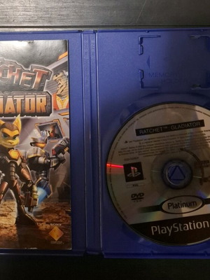 Ratchet Gladiator PS2 used action game