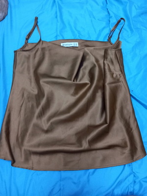 Bershka satin blouse gold like new, size M