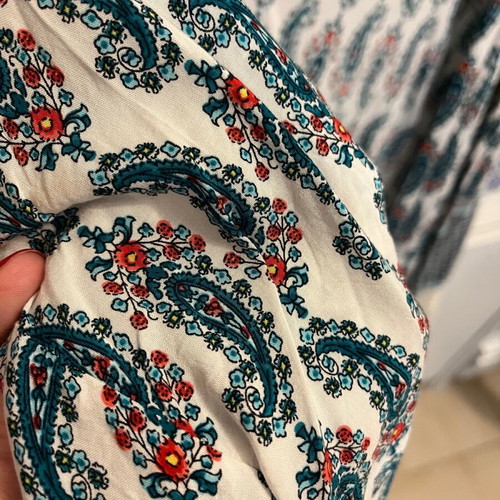 Kimono with paisley Small like new, multicolor