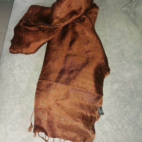 Women's scarf like new, dark brown, 180cm length and 75cm width