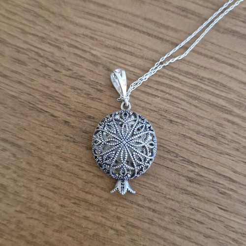 Pomegranate silver pendant new with chain