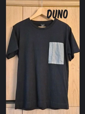 DUNO Men's T-Shirt Size M Black with Zipped Chest Pocket