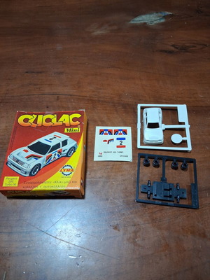 Cliclac Lyra vintage toy car like new with box and full set