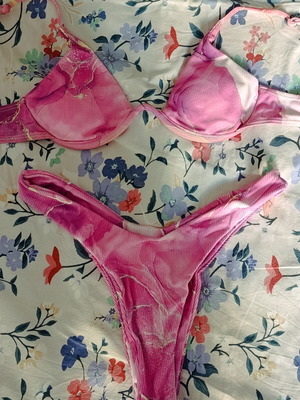 Pink swimsuit size S like new
