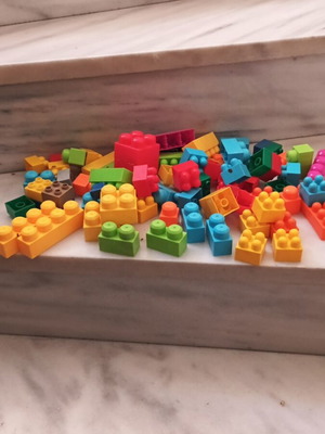 Building blocks used in very good condition