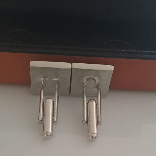 Simon Carter cufflinks like new, silver