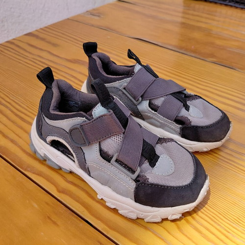 Zara perforated spring casual shoes size 26 used, gray