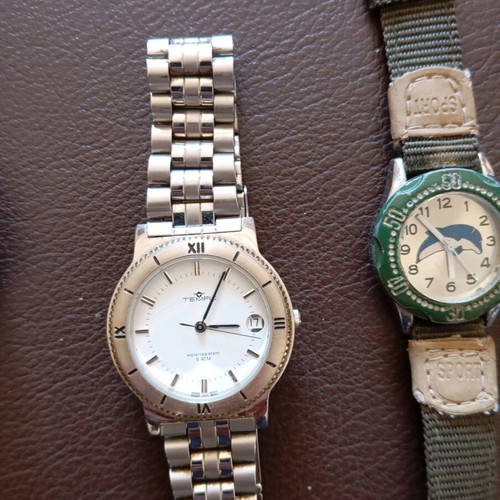 Men's watches used, set of 3, green and silver