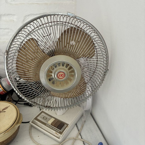 Vintage CKY Taiwan fan used, works normally, light rust, 1987