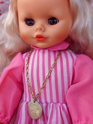 El Greco Doll 45cm like new with Authentic Pendant