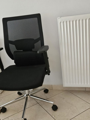 Office chair with frame like new, ergonomic lumbar cushion
