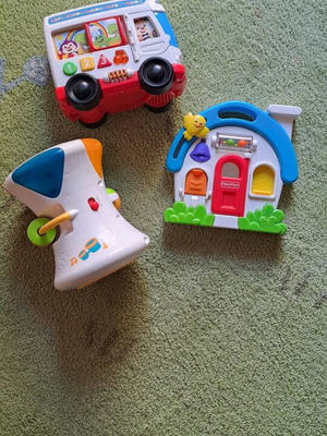 Fisher Price musical toys like new, pack of 3 pieces