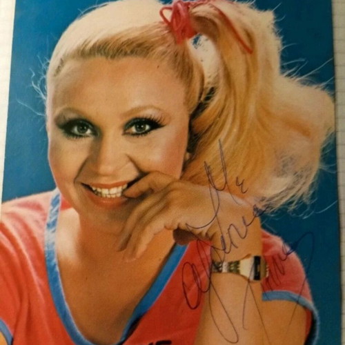 Titika Stasinopoulou autograph used
