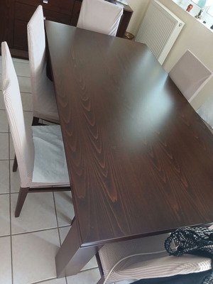 Dining set 6-seater extendable like new with covers