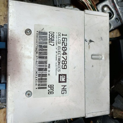 Opel Corsa B Engine ECU computer used 16204789 NG