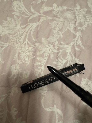 Huda Beauty black eyeliner pencil new