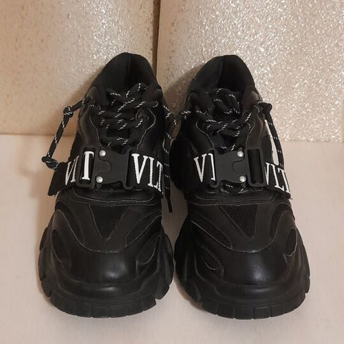Covaleri athletic platform shoes used, size 38, black with clips