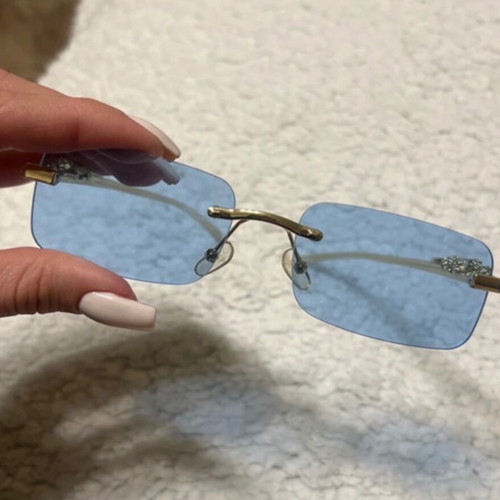 Sunglasses with blue lenses unisex new
