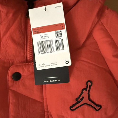 Jordan Essential Puffer Jacket new, red, size L-XL, model DQ7348-612
