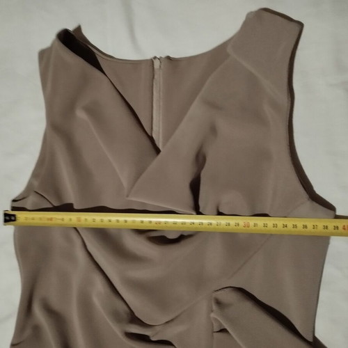 Dress beige sleeveless elastic like new, size M