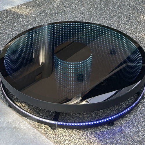 360 Video Booth Infinity Mirror like new with props and accessories