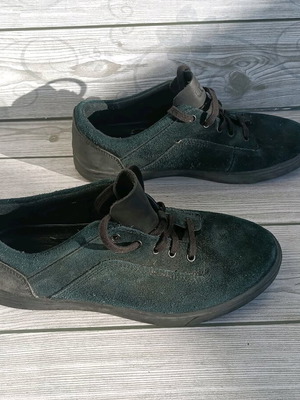 UGG кожени дамски сникърси като ново, номер 40,5, черни