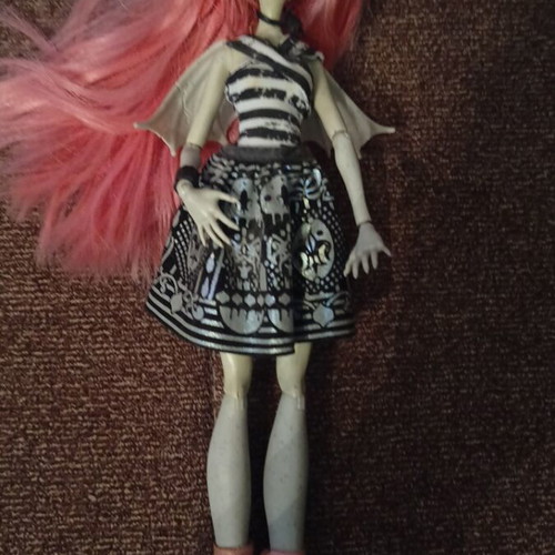 Monster High Rochelle Goyle doll like new without box