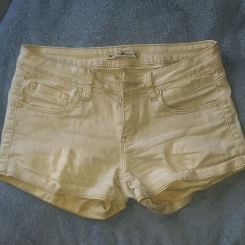 Shorts used, size XS, off-white beige, stretch denim-like fabric