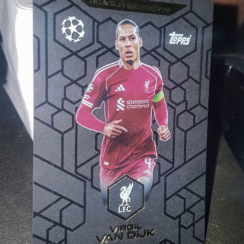 Virgil Van Dijk Black Edge Edition Topps Match Attax 2026 card like new