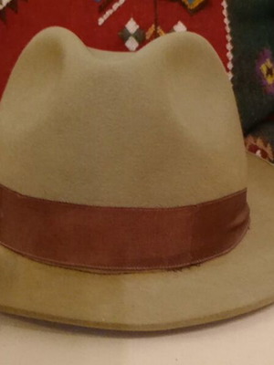 Vintage hat like new with Lapen stamp, size 58