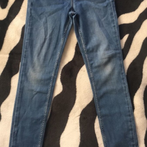 Τζιν παντελόνι για κορίτσια H&M σαν καινούργιο, ελαστικό, μπλε, 9-10 ετών