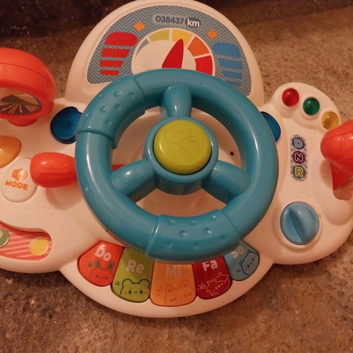 Driving console with sounds and lights like new