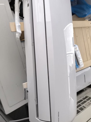 Sendo Inverter Air Conditioner 18,000 BTU like new