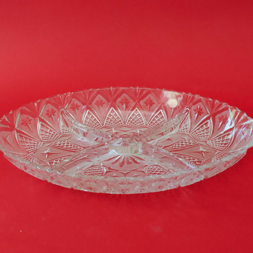 Serving platter with sections like new for nuts