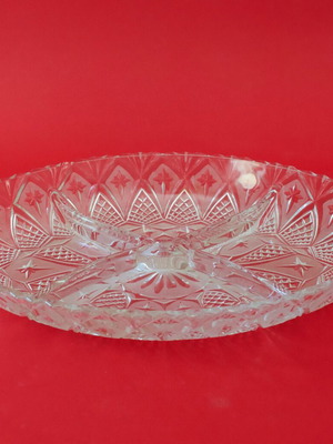 Serving platter with sections like new for nuts