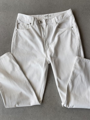 White women's jeans Pull & Bear size 38 like new