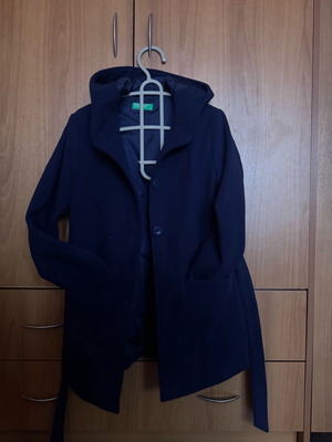 Benetton kids coat blue size large (140) like new for girls 8-9 years