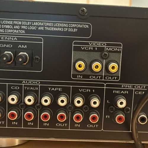 Marantz SR370 Audio Video Surround Receiver used with remote