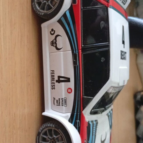 R/C car with 4 wheel drive and extra tires